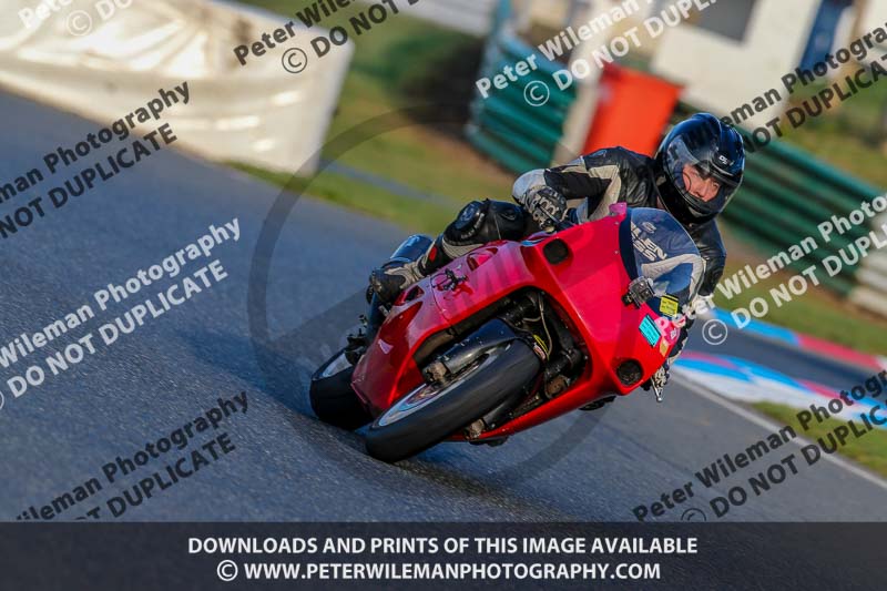 PJM Wedding Photography;enduro digital images;event digital images;eventdigitalimages;mallory park;mallory park photographs;mallory park trackday;mallory park trackday photographs;no limits trackdays;peter wileman photography;racing digital images;trackday digital images;trackday photos